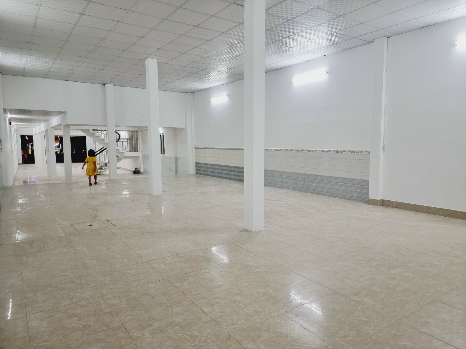 Cho thuê nhà nguyên căn Mạt tiền Huỳnh Tấn Phát, Quận 7 gần đường Hoàng Quốc Việt