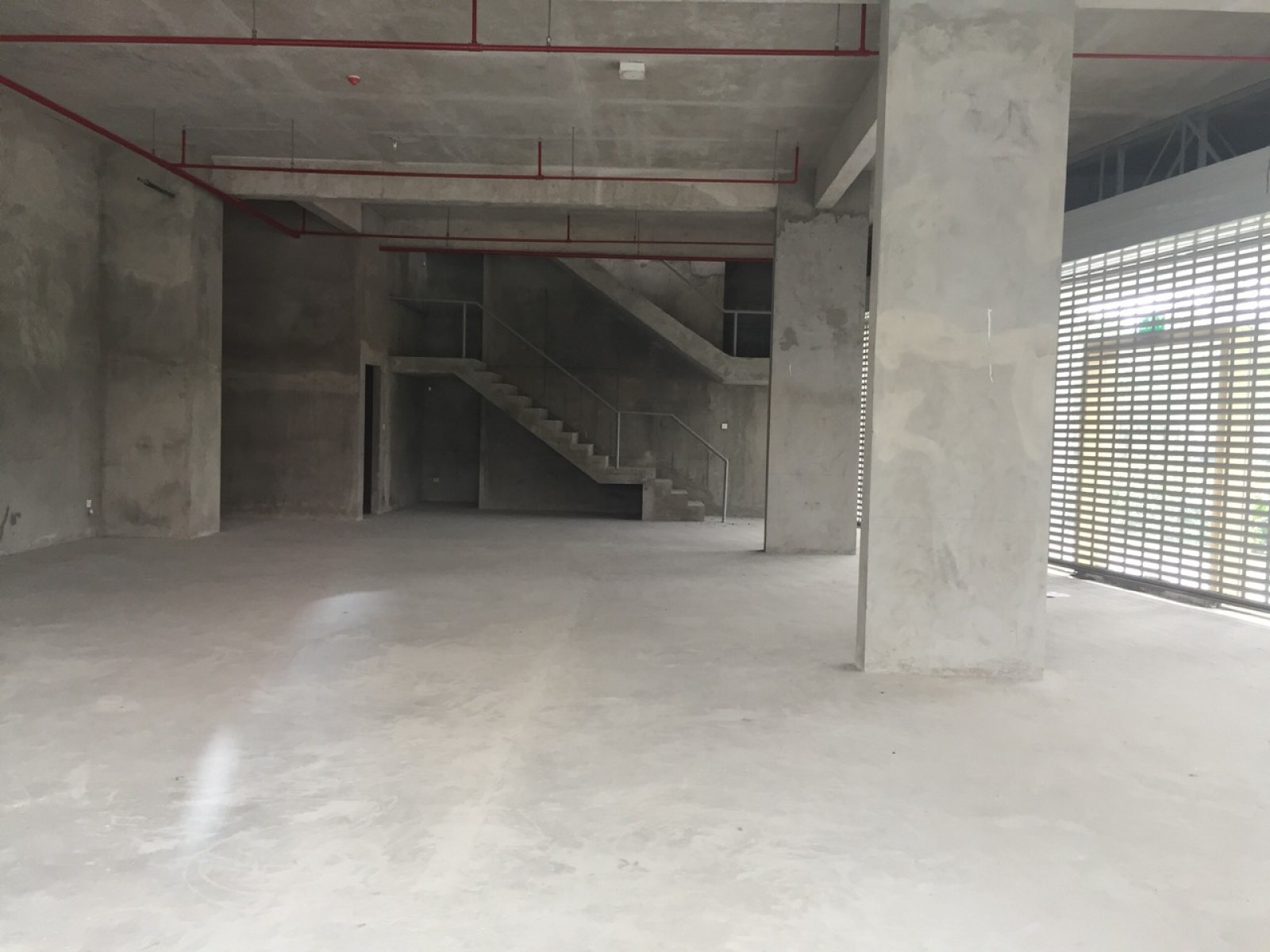 Chính chủ bán shop 190m2 tòa M7 chung cư Midtown Phú Mỹ Hưng giá gốc - 8404
