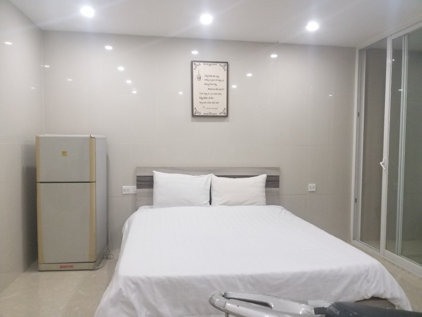 Cho thuê phòng căn hộ dịch vụ, Phú Mỹ Hưng, Quận 7, giá 9 triệu/