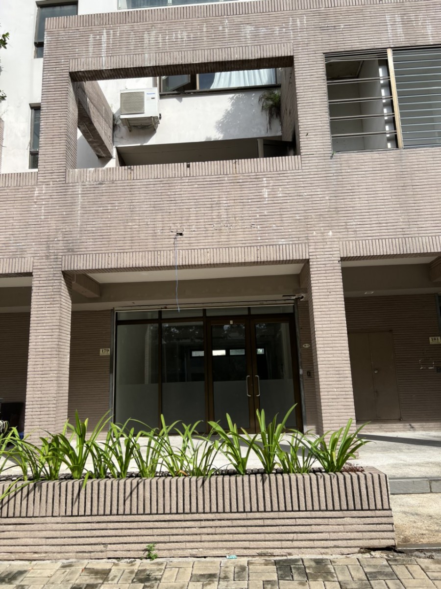 Bán shop 227m2 góc mặt tiền Đường P, Phú Mỹ Hưng giá đầu tư - 8608