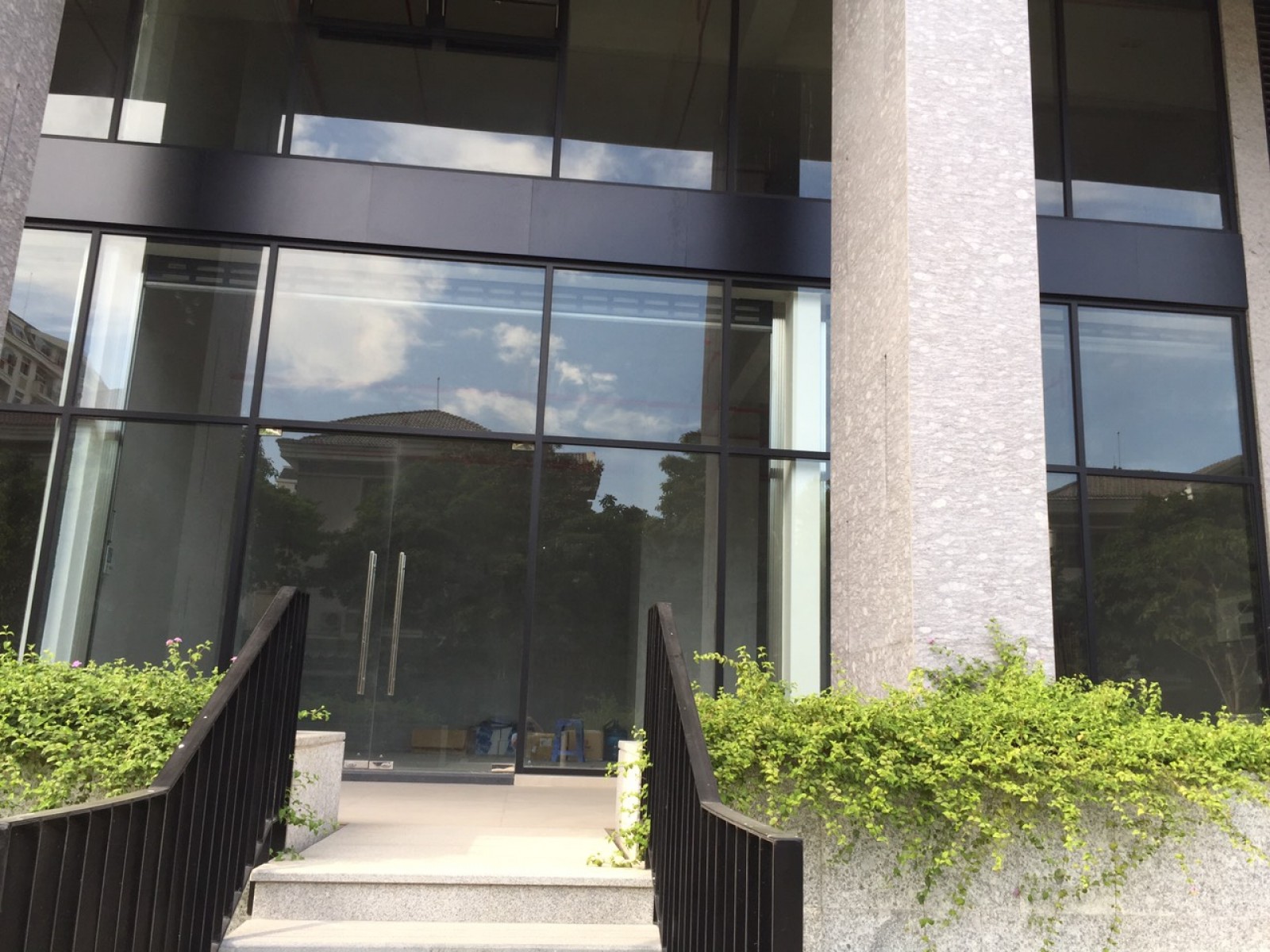 Bán shop thô góc dt 81m2 khu chung cư Midtown, Phú Mỹ Hưng giá đầu tư - 8623