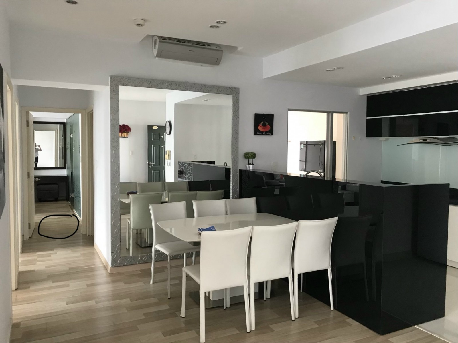 Cho thuê nhanh căn hộ Garden Plaza 1, PMH, Q7. 3pn.151m2 có ban công giá 29tr/tháng - 8814