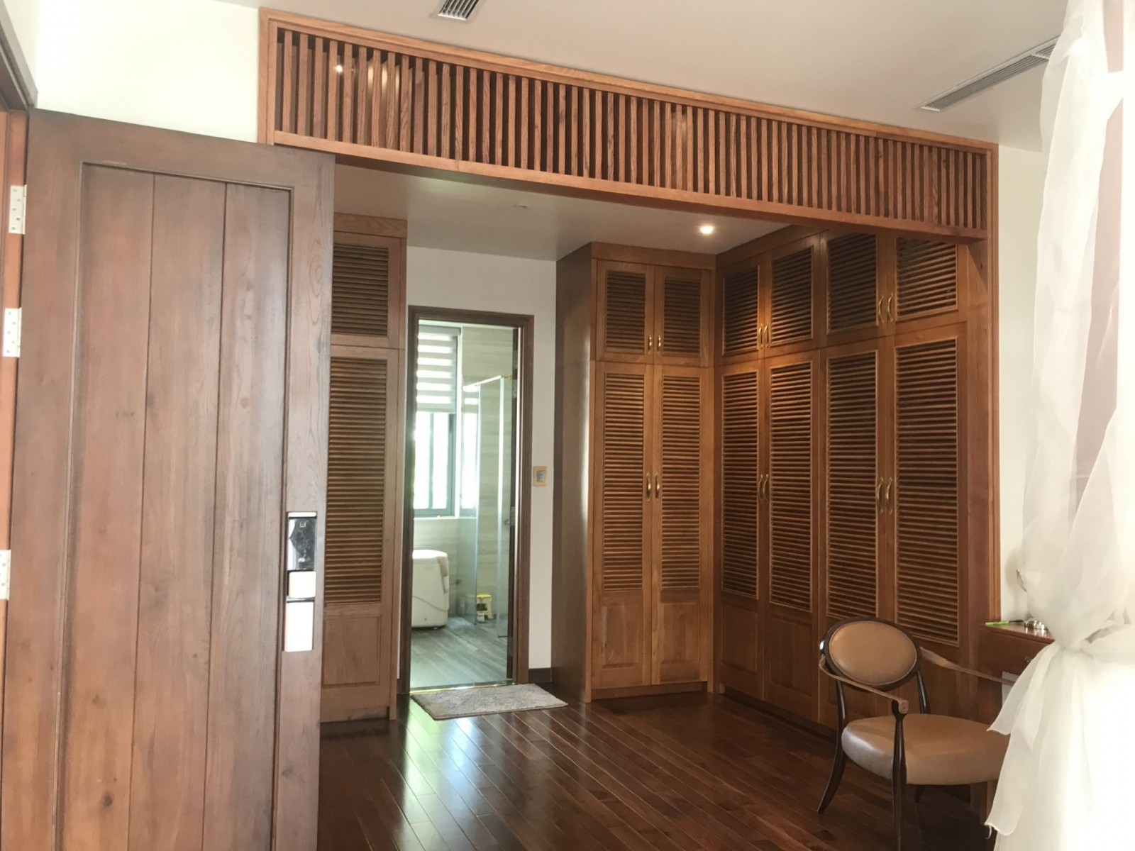 BÁN DINH THỰ CAO CẤP KHU MỸ HOÀNG ngay trung tâm Phú mỹ hưng, Quận 7 NHÀ BAO ĐẸP - 9273
