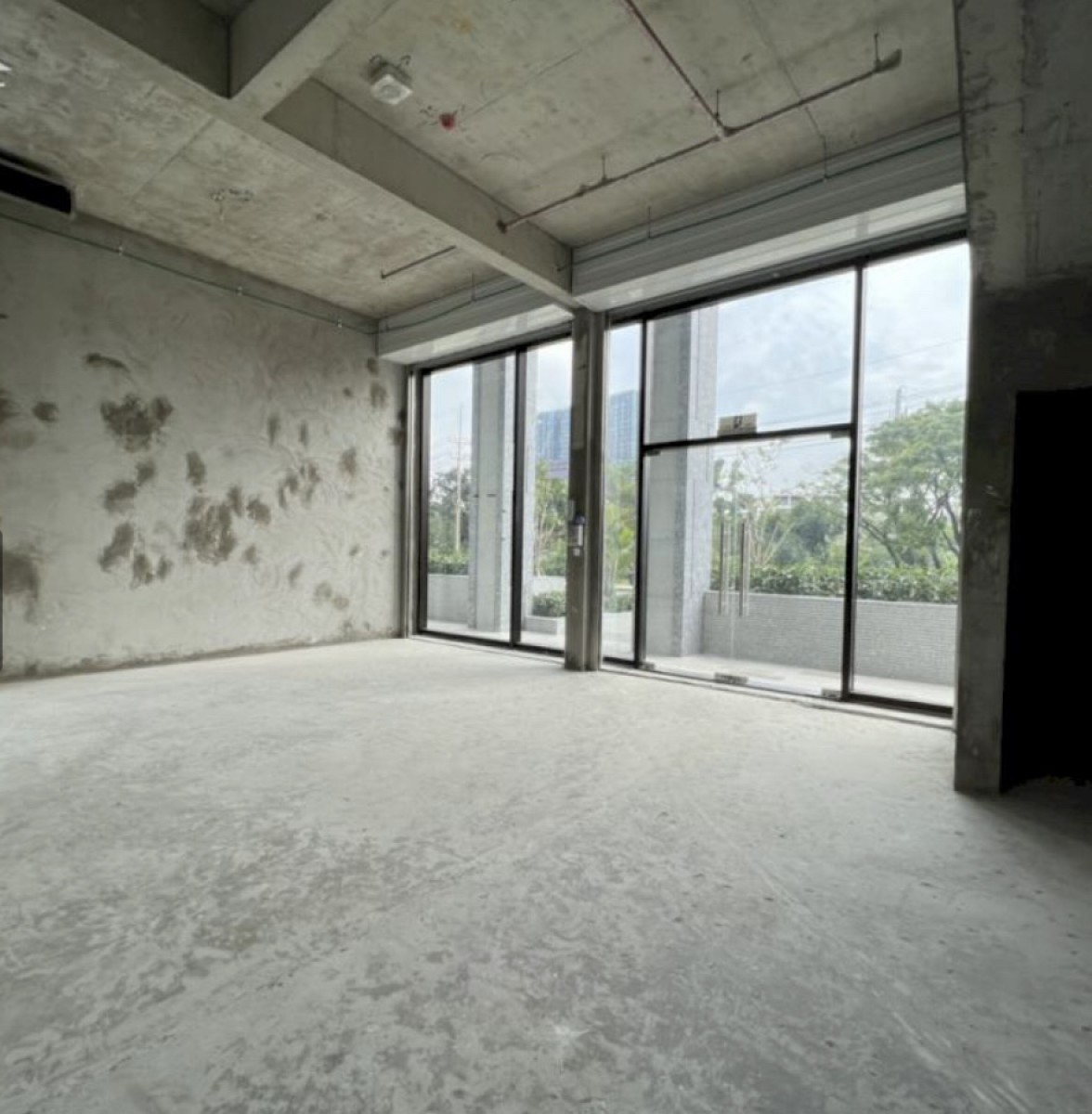 Cho thuê shophouse khu Midtown M8 Phú Mỹ Hưng, giá 62 triệu/tháng