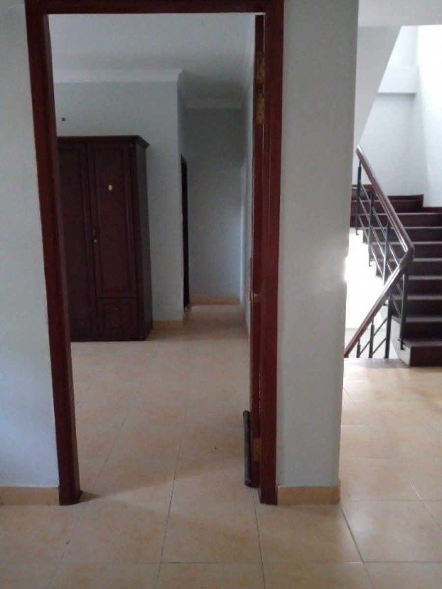 Cho thuê Biệt thự Nam Thiên 1, đường Phạm Thái Bường, Quận 7, giá 35 triệu/tháng. LH: 0946972730 - 9381