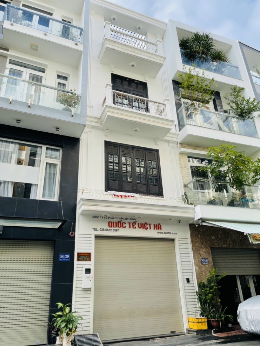 Cho thuê nhà nguyên căn 3 lầu, 5PN, Hoàng Quốc Việt, Q7, giá 18 triệu