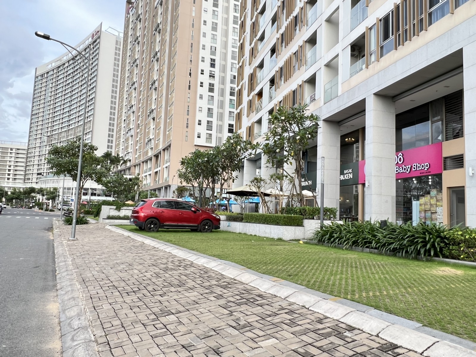 Cho thuê tầng 1 shophouse khu M6, đường 15, Midtown, Quận 7 - 9608