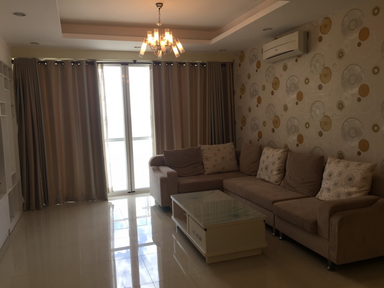 Cần bán căn hộ Riverpark Residence, PMH, Q7, DT: 134m2, giá tốt - 9736