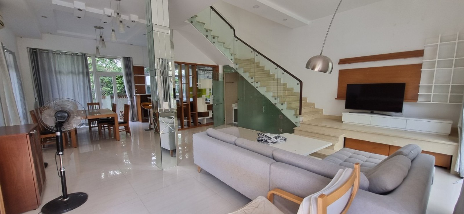 Cho thuê Biệt thự  Sân vườn có hồ bơi VIP nhất Phú Mỹ Hưng q7 Nhà Y hình - 9746