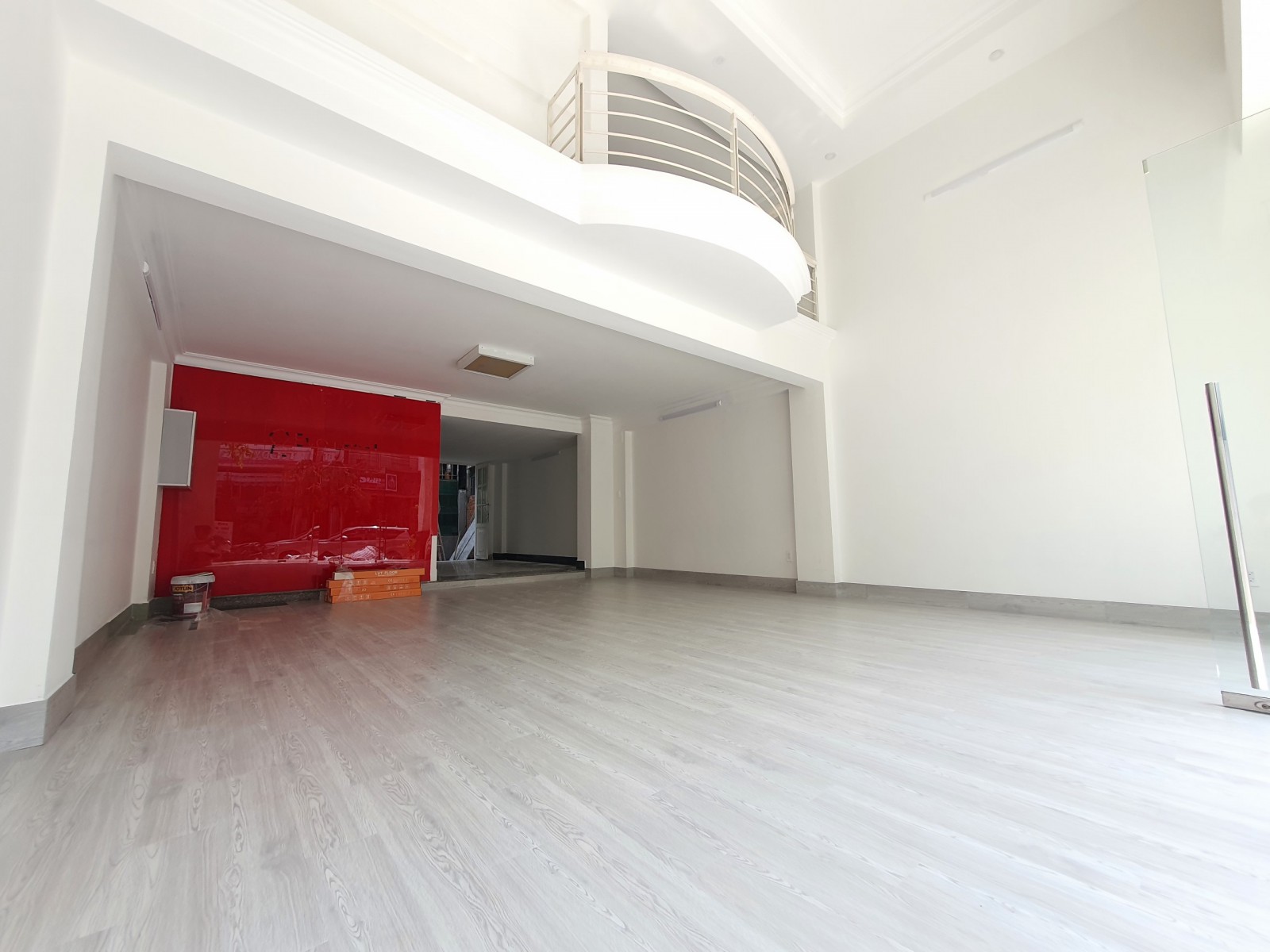 Cho thuê nhanh nhà phố kinh doanh có thang máy Phú Mỹ Hưng Q7 giá rẻ cận Tết