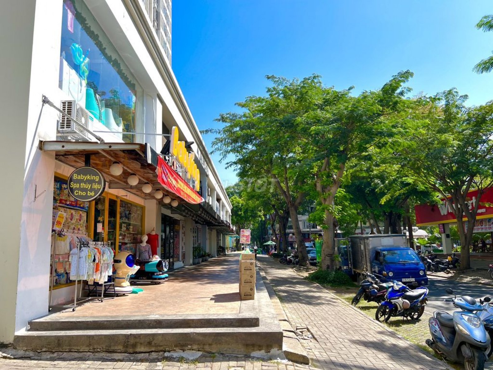 Cho thuê shop Sky Garden Phú Mỹ Hưng 147m2 đối diện Winmart. LH: 0946972730 - 9845