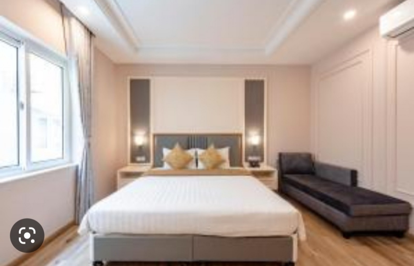 Cho thuê khách sạn 44 phòng, DTSD hơn 2000m2 VIP nhất Phú Mỹ Hưng. LH: 0946972730 A Tân. - 9904