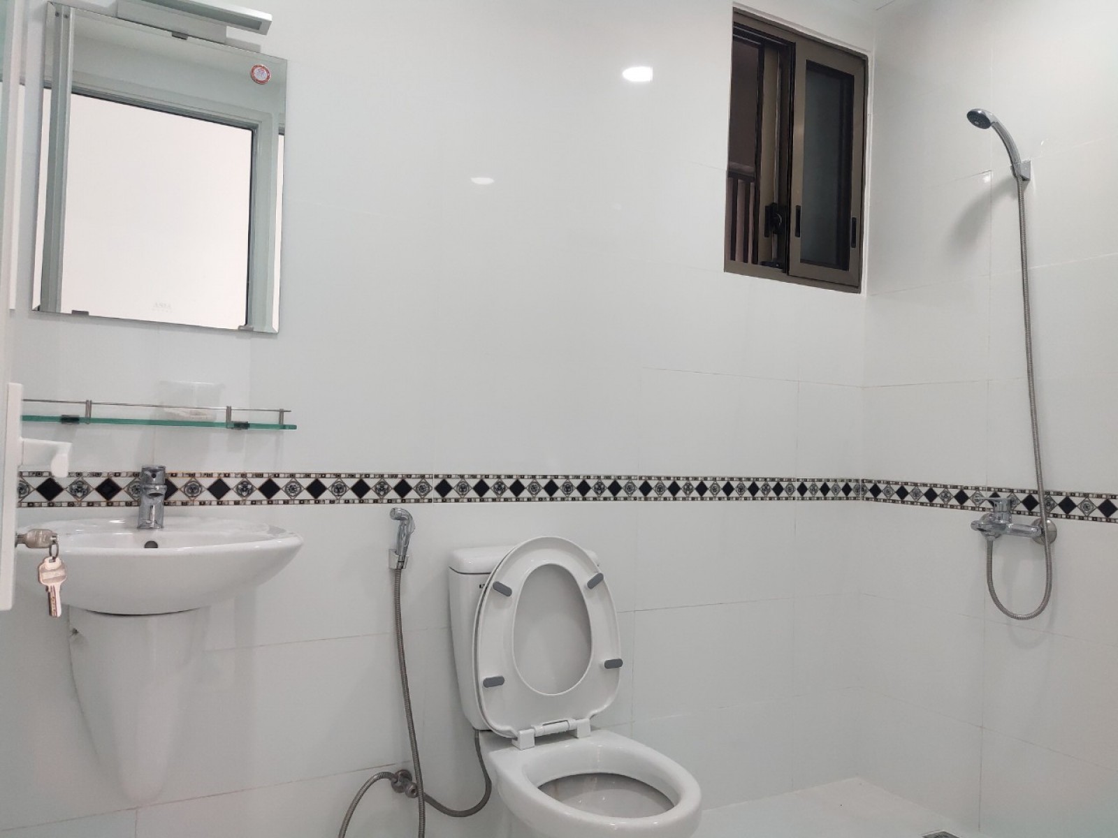 Căn shop Midtown M8 (tầng 3) Phú Mỹ Hưng, Q7. 2PN, giá 25 triệu/tháng - 9995