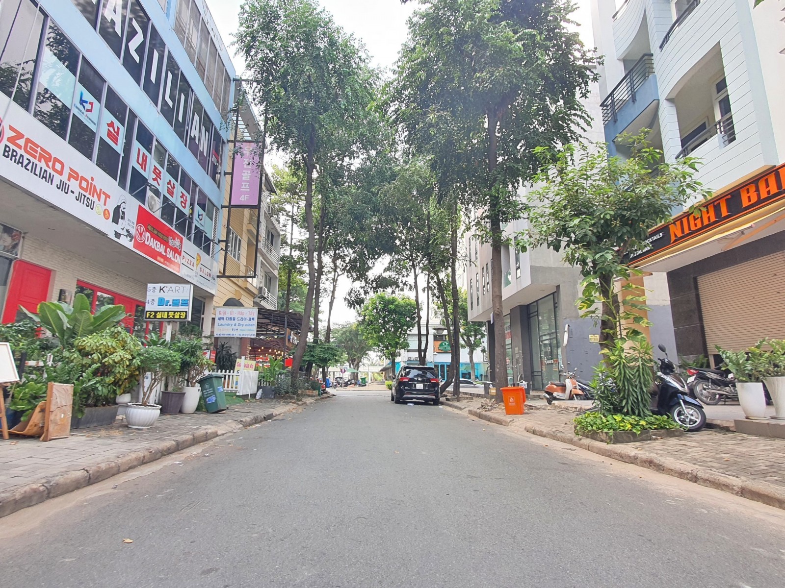 Cho thuê nhà phố nội khu Hưng Gia 4, thích hợp kinh doanh nhà hàng, Spa - 10003