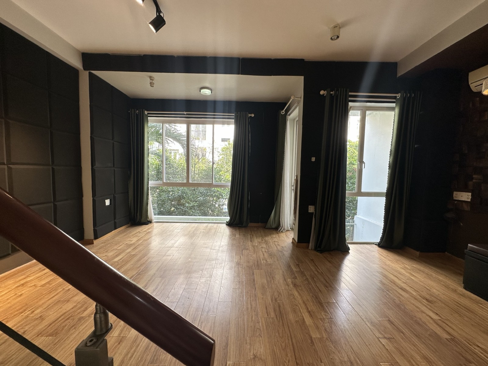 Nhà phố nội khu Hưng Gia 3. Nhà mới, Thích hợp làm văn phòng công ty hoặc ở - 10007