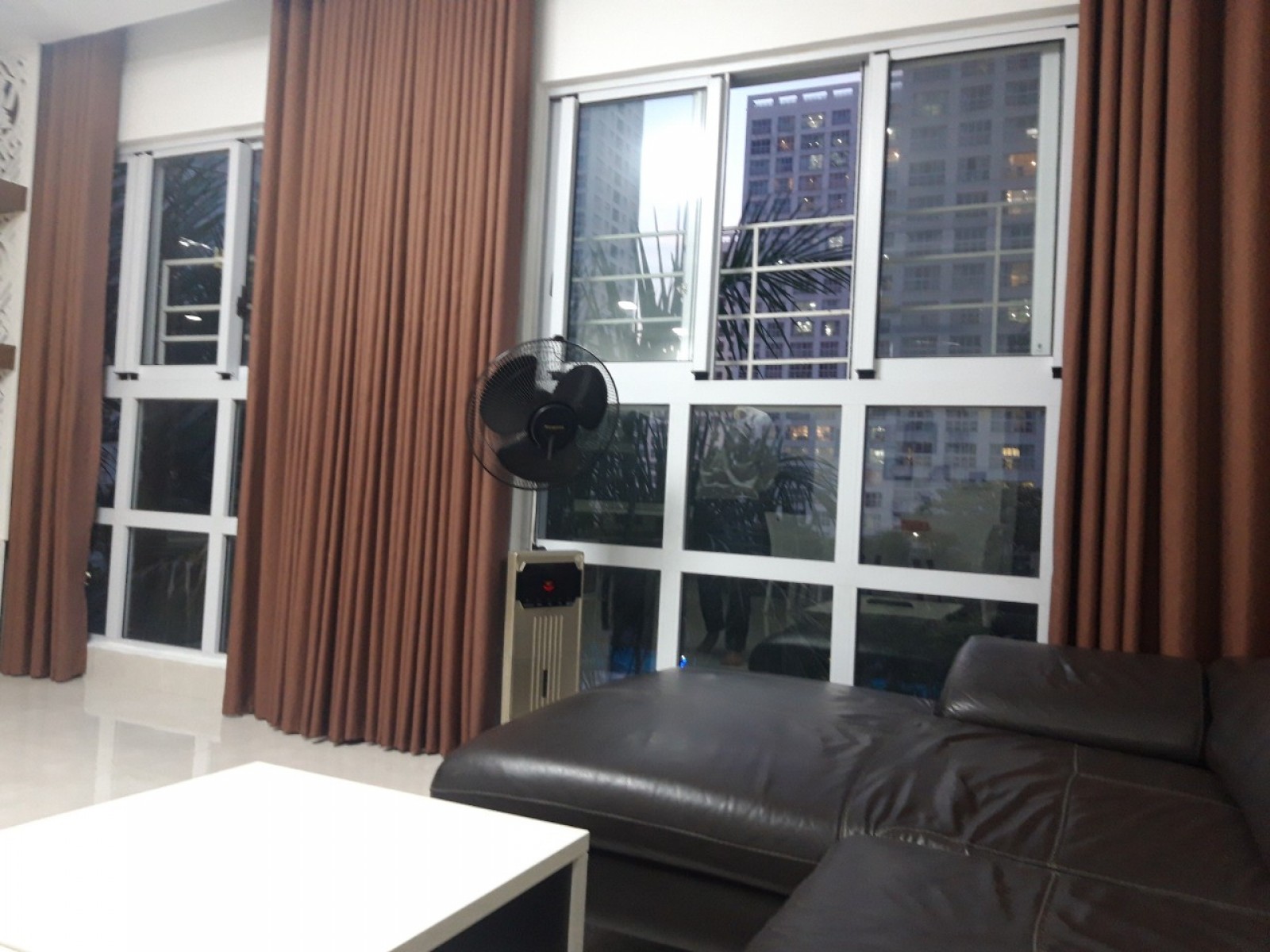 Cho thuê căn hộ Happy Valley, Pmh, 135m2, lầu cao nhà đẹp lung linh ,vị trí tuyệt đẹp - 878