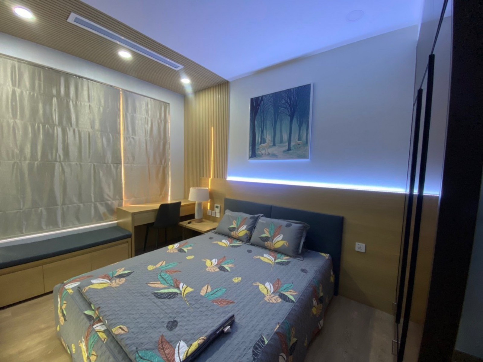 Cho Thuê Căn Hộ 3 Phòng Ngủ The Peak Midtown Lầu Cao giá tốt - 10194