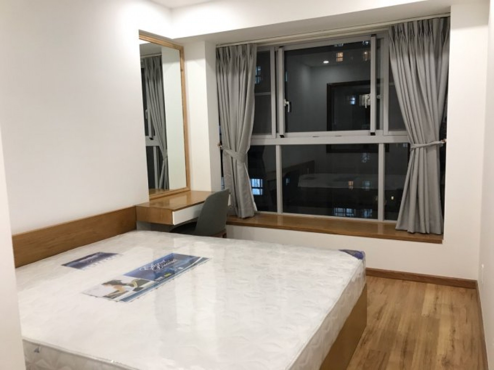 Cần cho thuê gấp CH cao cấp Midtown Sakura, PMH, Q7 nhà đẹp, mới 100%, giá siêu rẻ vào ở ngay được.