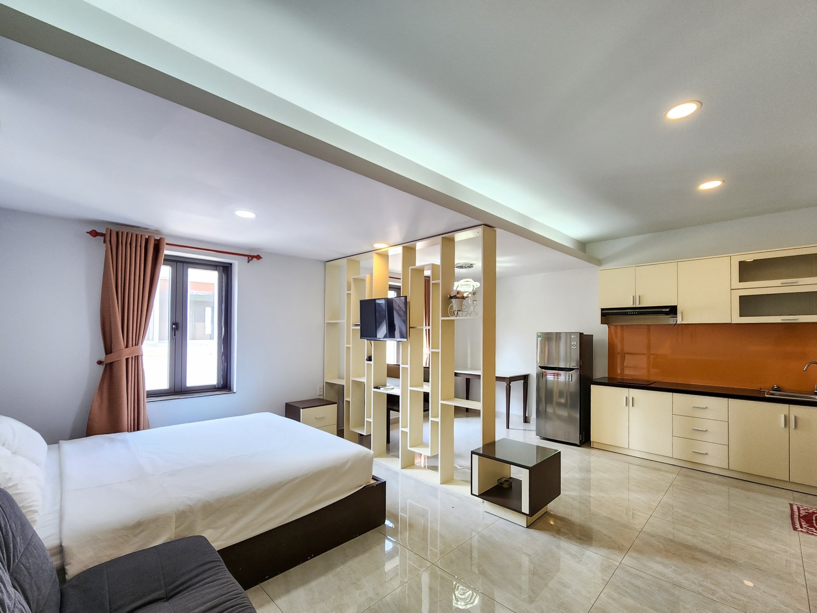 Cho thuê mặt bằng khu Hưng Gia đường lớn 17m làm văn phòng, cafe,... - 10318