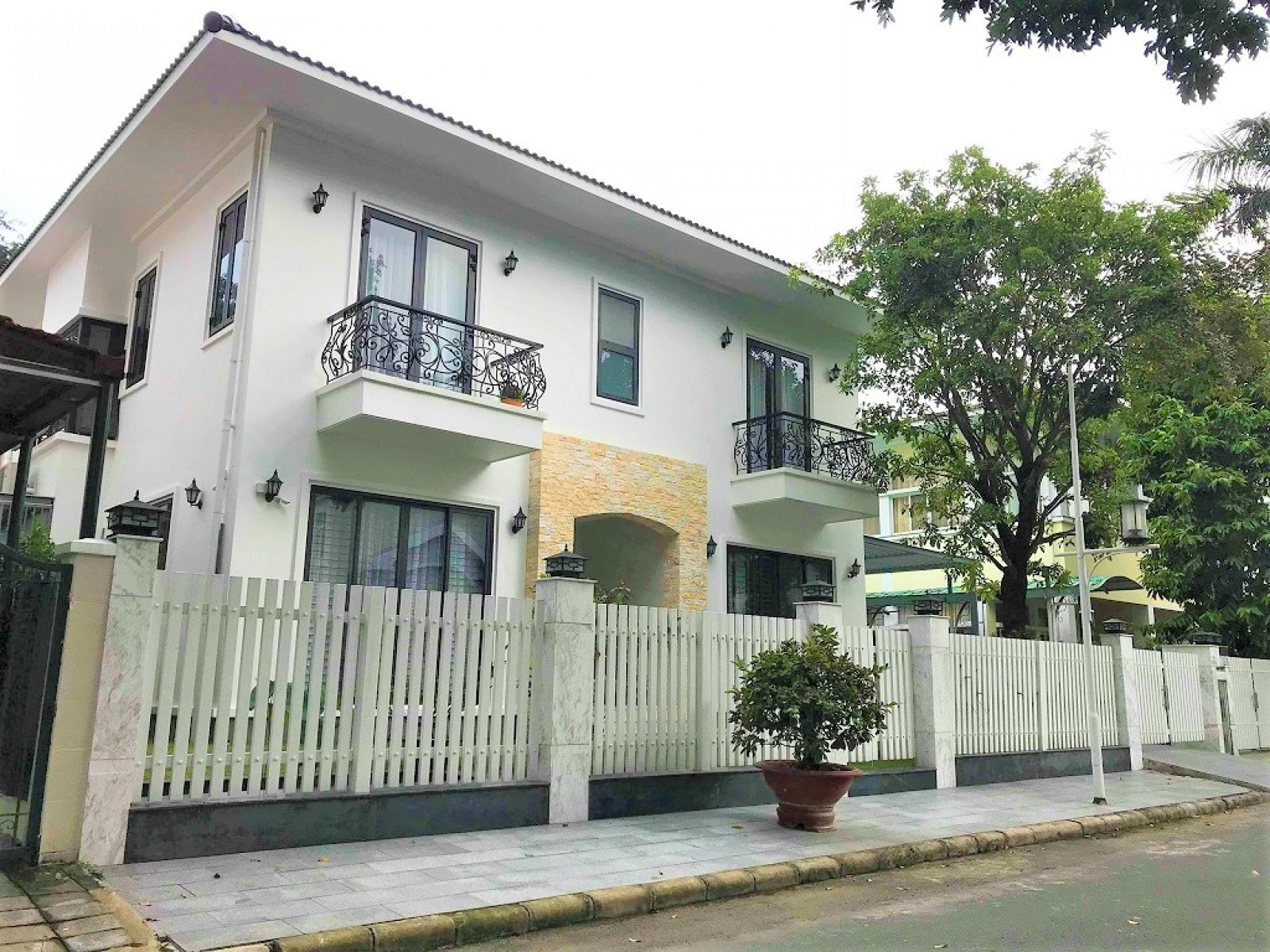 Cho thuê Biệt thự đơn lập Mỹ Phú 300m2 giá rẻ ngay Phú mỹ hưng, Quận 7 - 10401