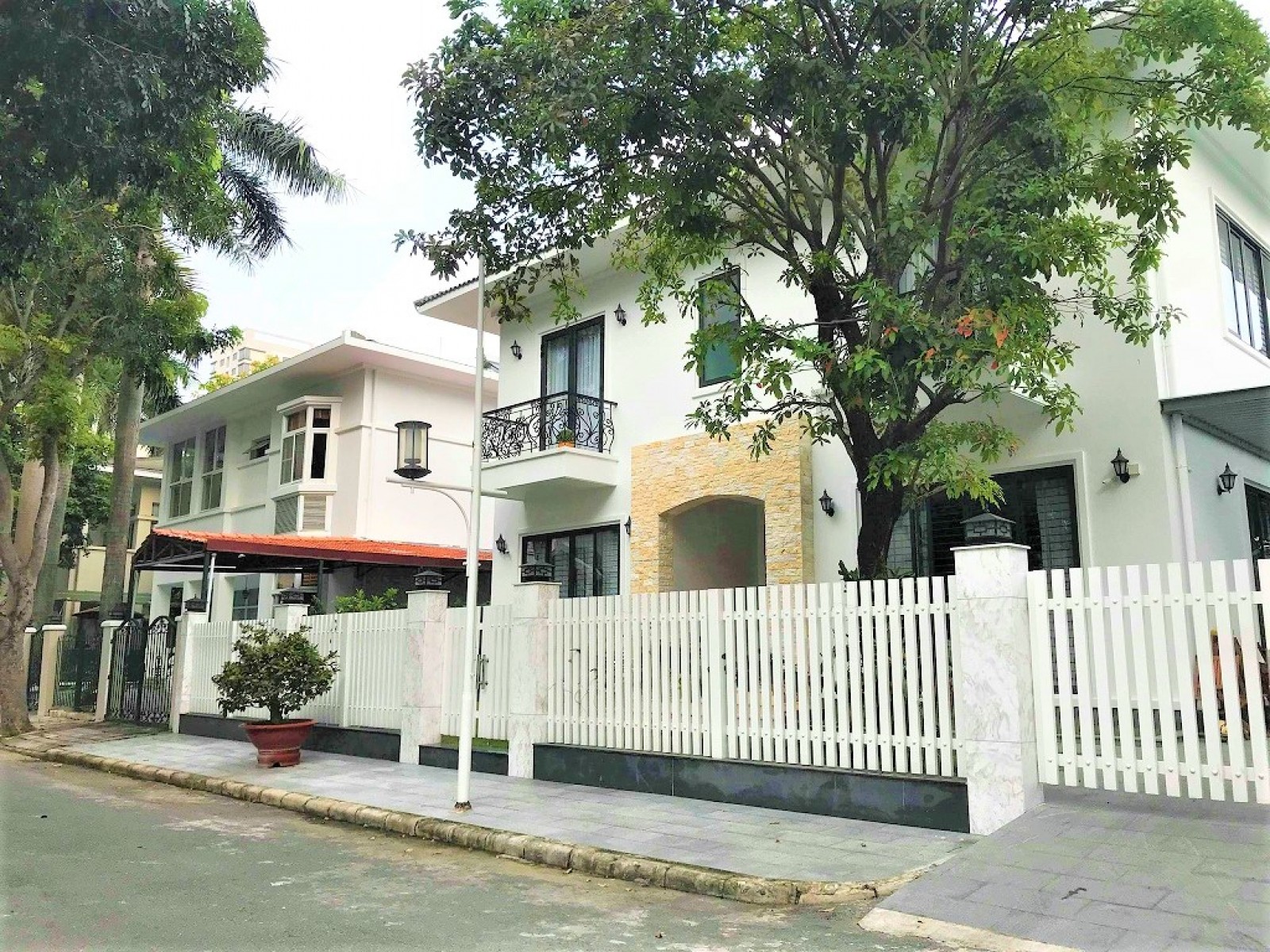 Cho thuê Biệt thự đơn lập Mỹ Phú 300m2 giá rẻ ngay Phú mỹ hưng, Quận 7 - 10400