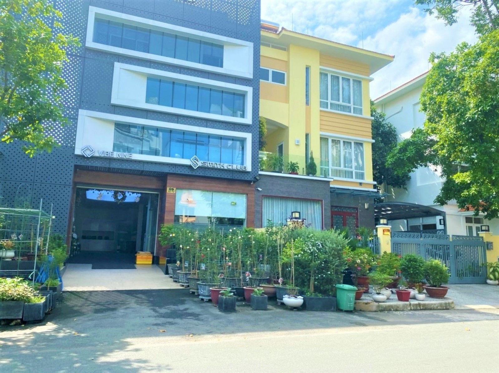 Chú có căn biệt thự bên đường phạm thái bường cho kinh doanh mọi ngành - 10570