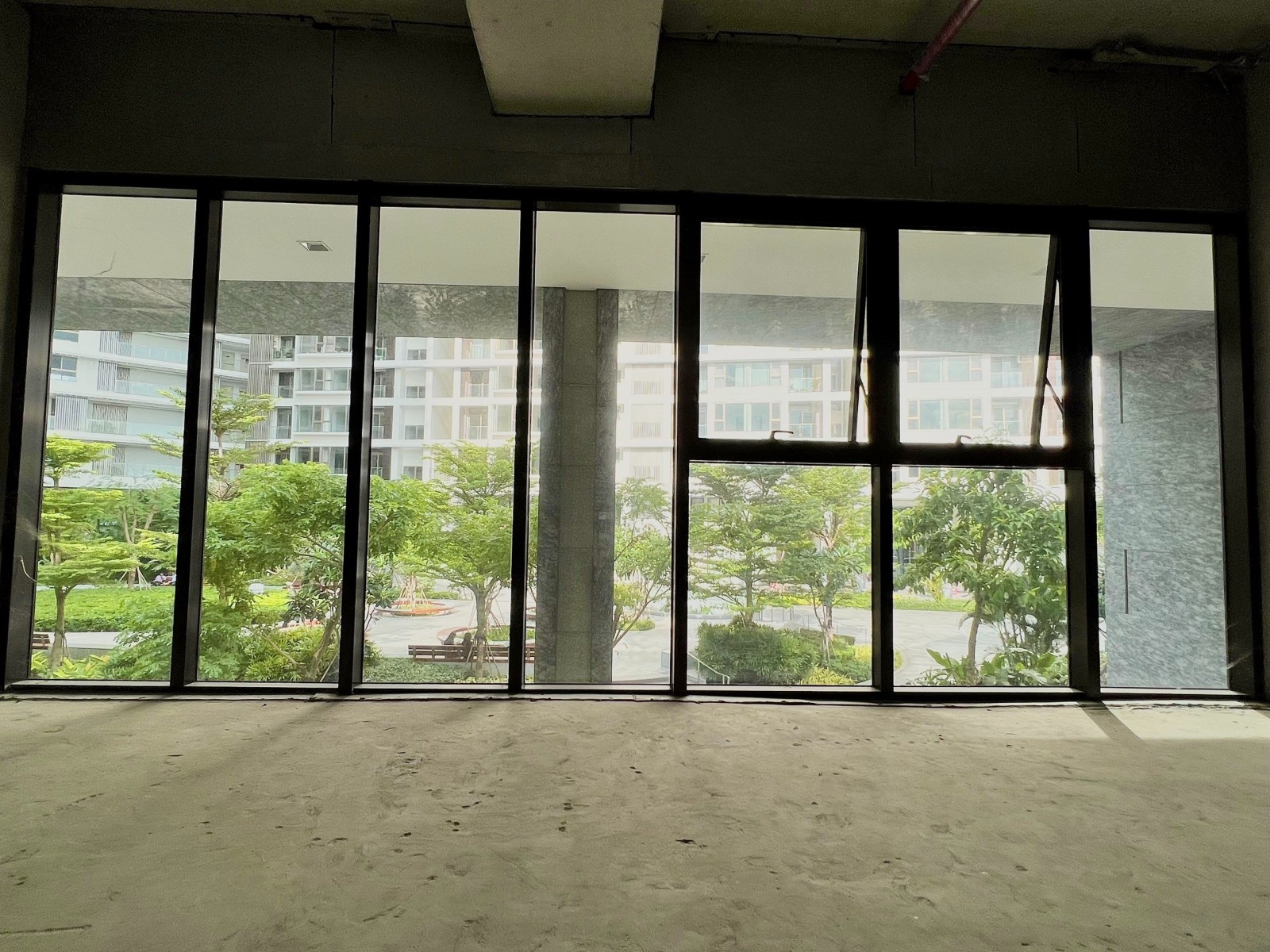 Cô còn trống 1 shop midtown khu m8 128m2 trệt lầu đường 15 - 10595