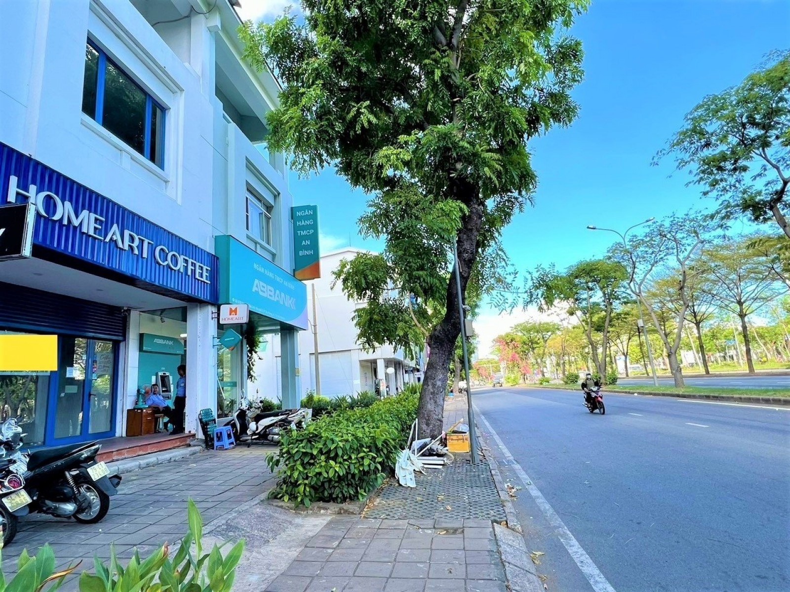 Đang giữ chìa khoá nhà phố mỹ hoàng, nguyễn văn linh, quận 7 giá 49tr - 10622