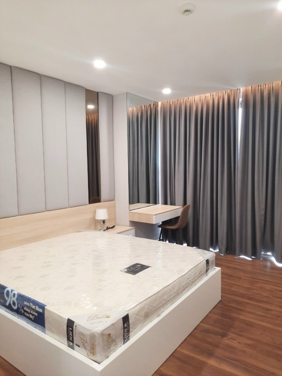 Cho thuê nhanh căn hộ cao cấp Midtown Sakura, PMH,Q7 nhà đẹp, mới 100%, giá rẻ có thể dọn vô ở luôn.