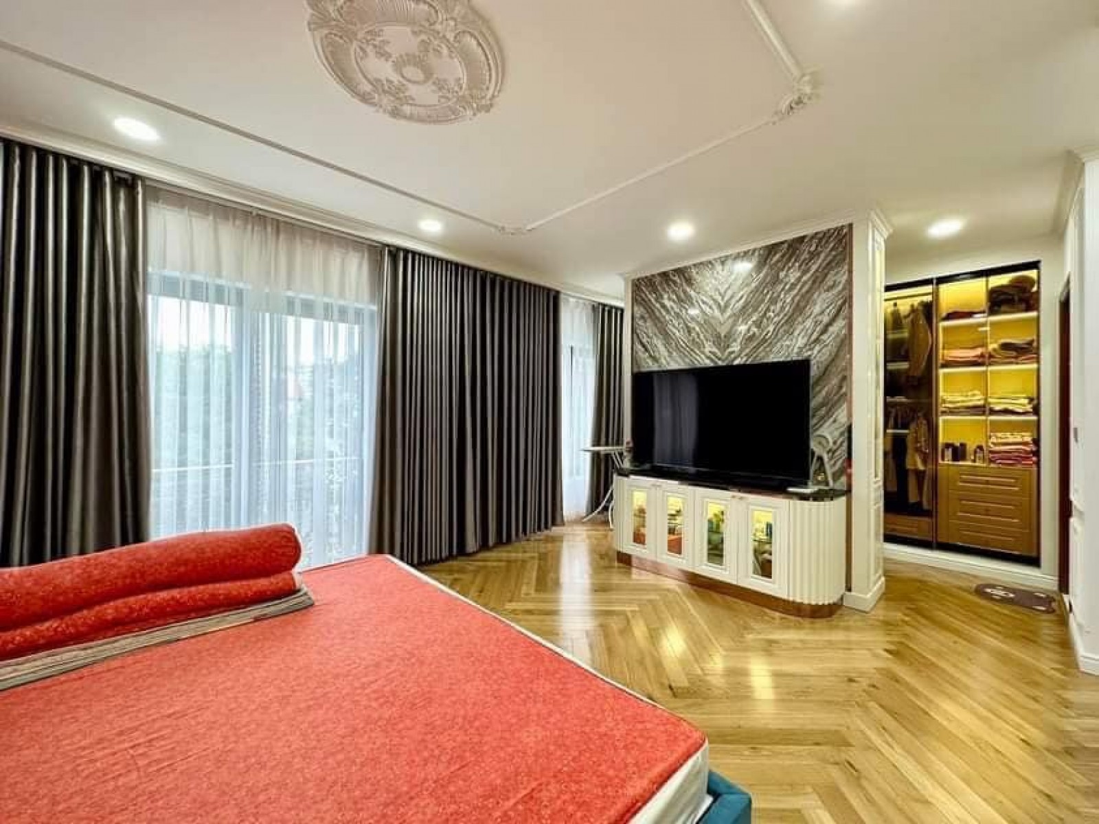 Đi nước ngoài bán gấp biệt thự song lập Mỹ Hoàng mặt tiền Phạm Thái Bường, P. Tân Phong, Q7. - 10943