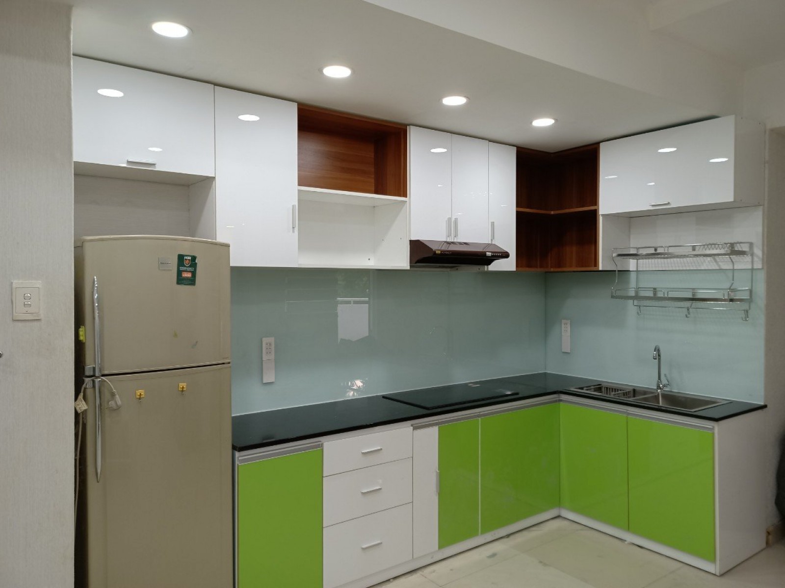 Cho thuê Căn hộ khu phố Hưng Vượng 3, 2PN, 2WC, Phú Mỹ Hưng Q 7. - 10978