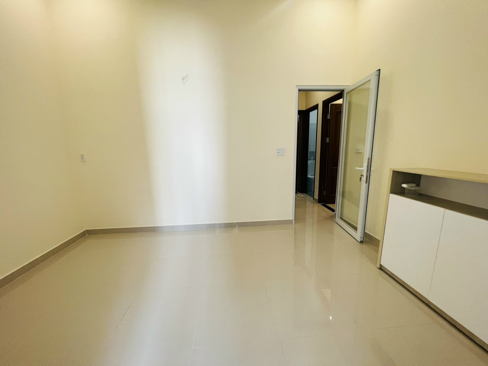 gia đình bán căn biệt thự nam viên 7*18m ngay công viên hoa anh đào - 11008