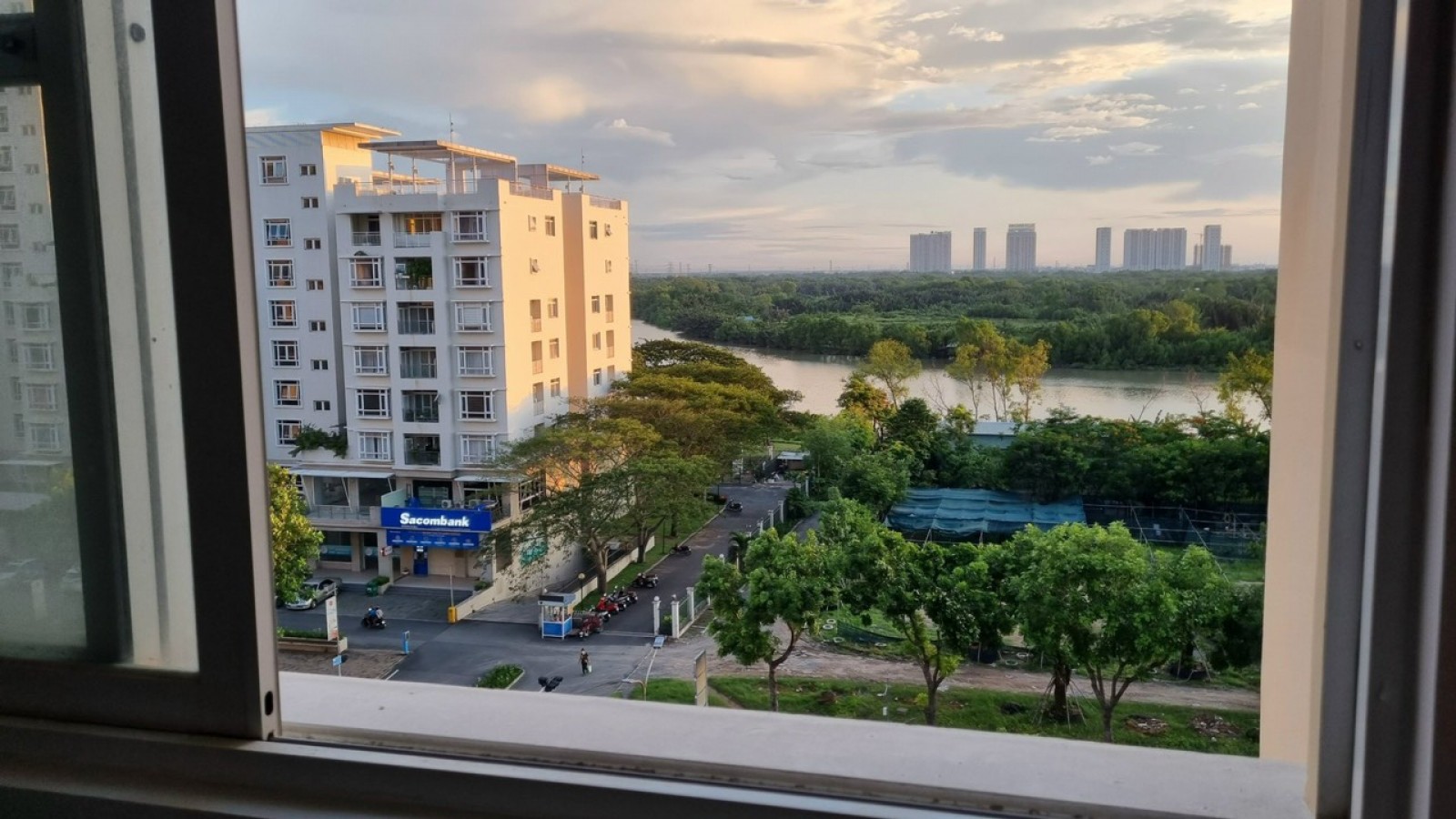 bán căn hộ Green View 106m2, giá 5,4 tỷ, full nội thất, Phú Mỹ Hưng, Q7. - 11119