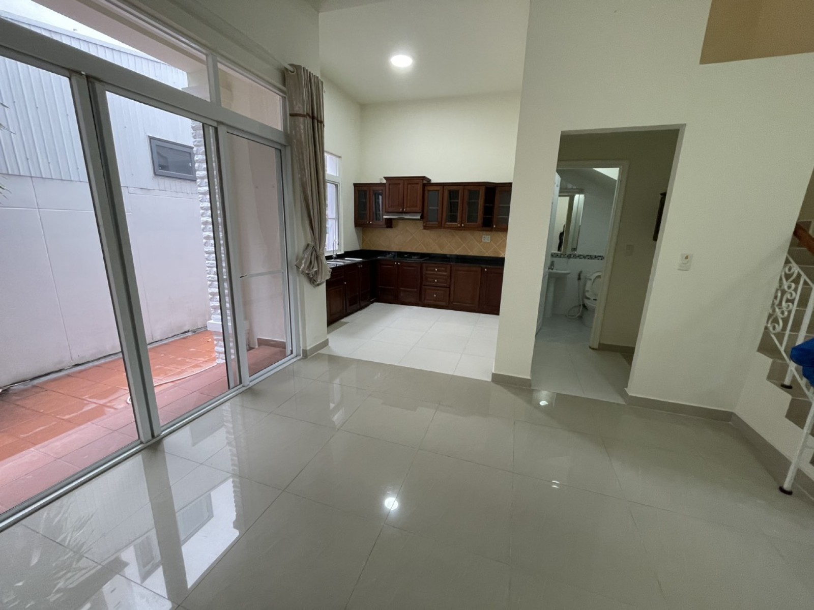 Cần cho thuê gấp biệt thự MỸ GIANG, PMH,Q7 nhà đẹp, giá rẻ nhất tại thời điểm. - 11130