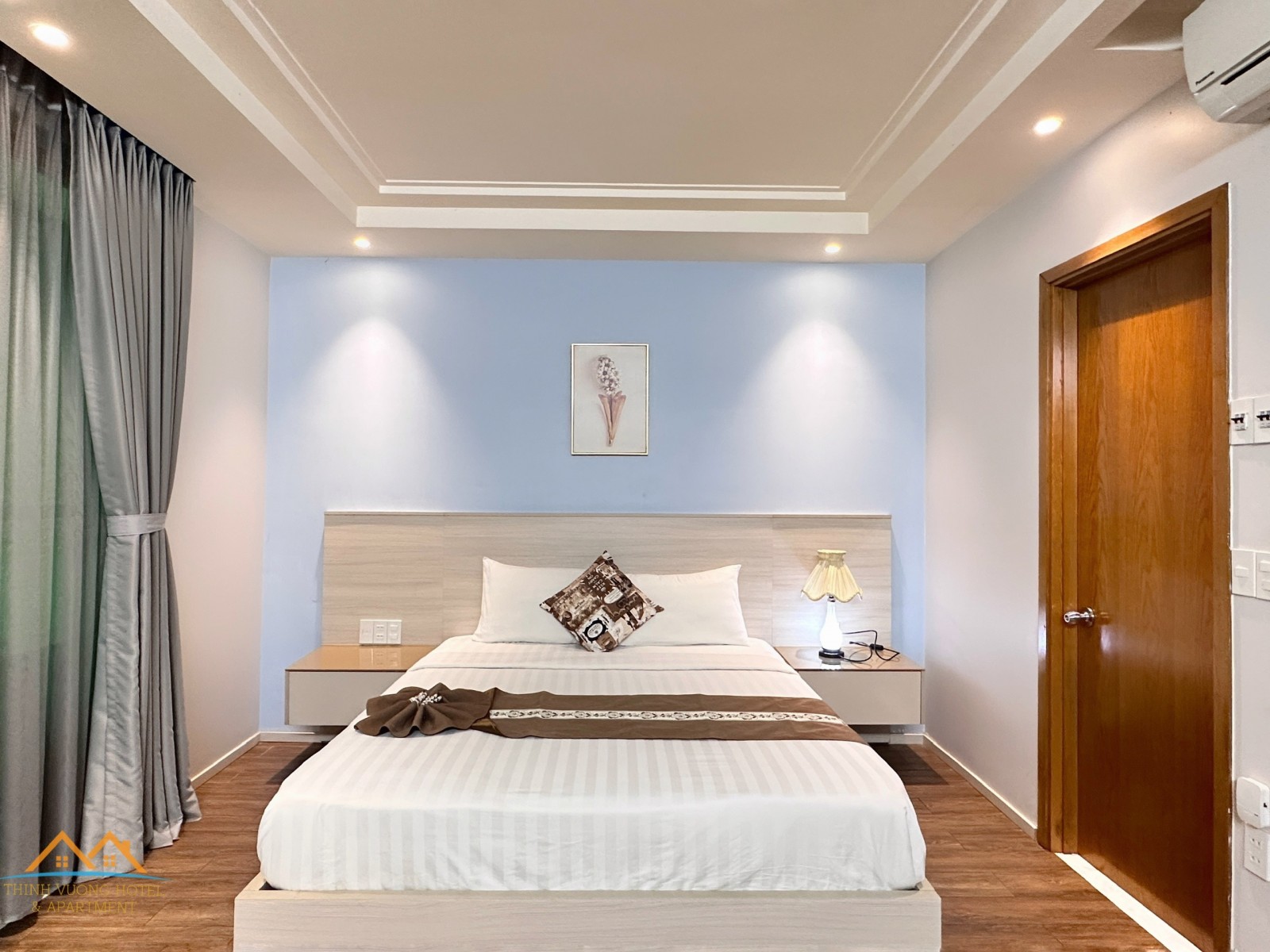 Cho thuê ngắn/dài hạn (1- 12 tháng) căn hộ DV đầy đủ tiện nghi, nhà mới, full nội thất. Giá: 11 triệu/tháng - 11134