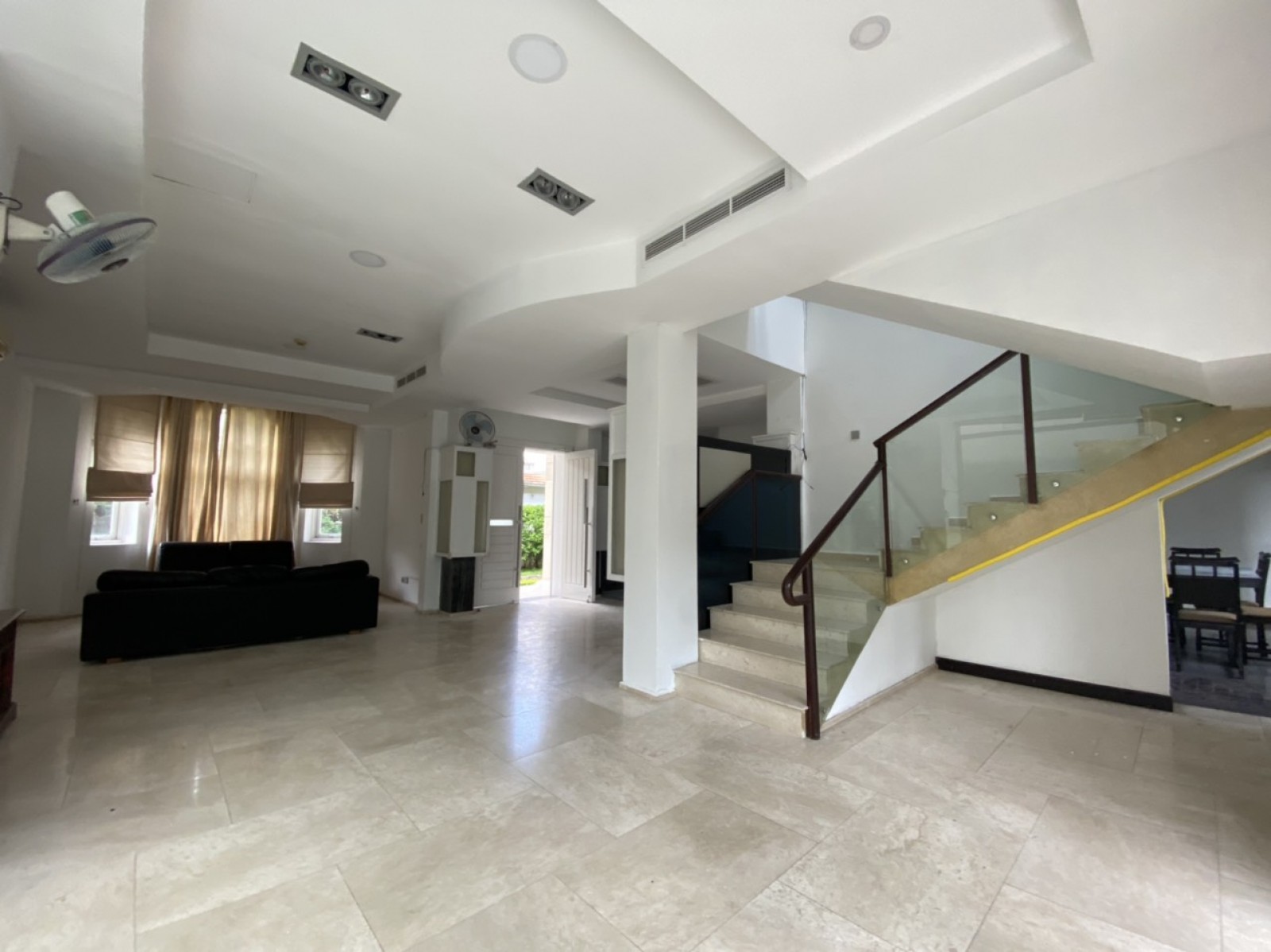 Cần cho thuê biệt thự đơn lập Phú Gia Phú Mỹ Hưng, Quận 7 giá thuê: 85 triệu. - 11170