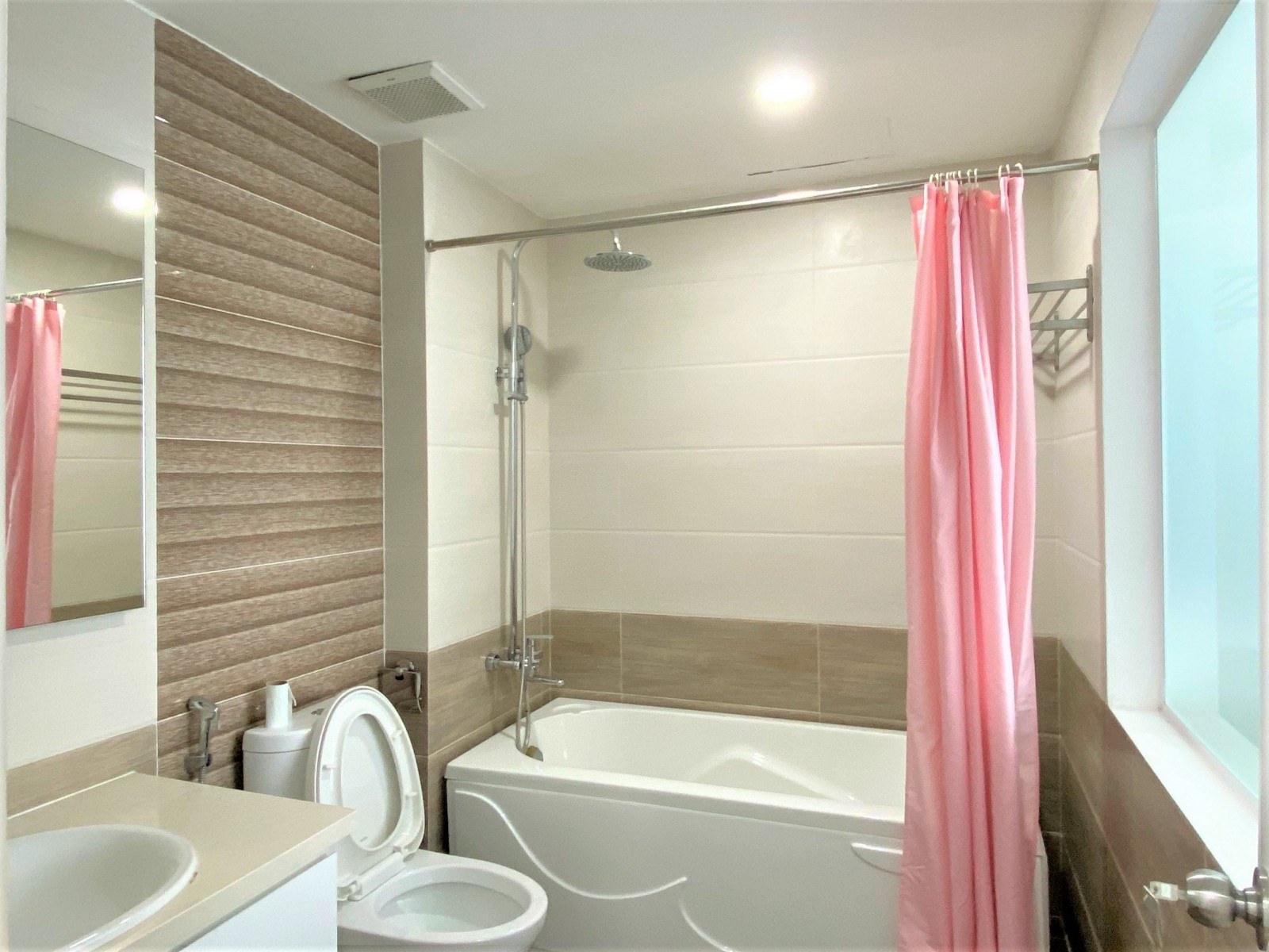 bán căn hộ Green valley, 3pn 124m2 ngay crescent mall q7 - 11280