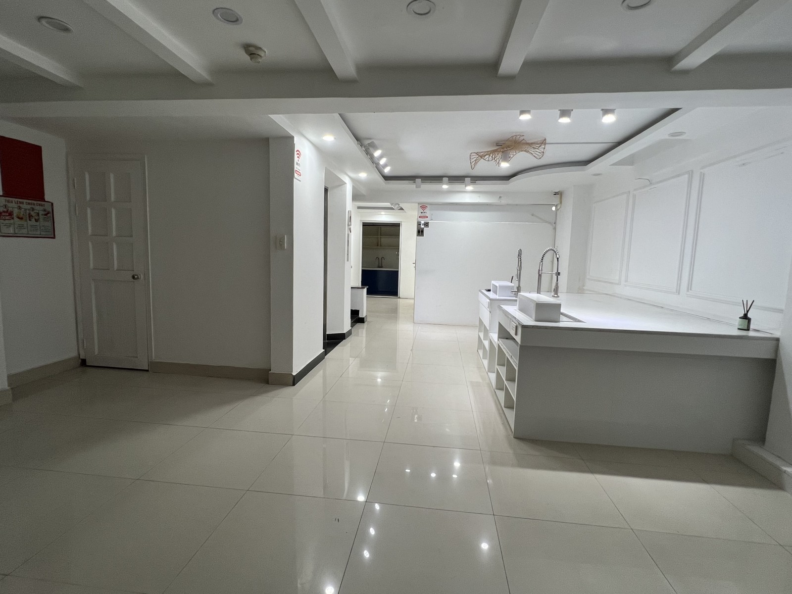 Cho thuê nhà nguyên căn Hưng Phước 2 có thang máy, giá rẻ