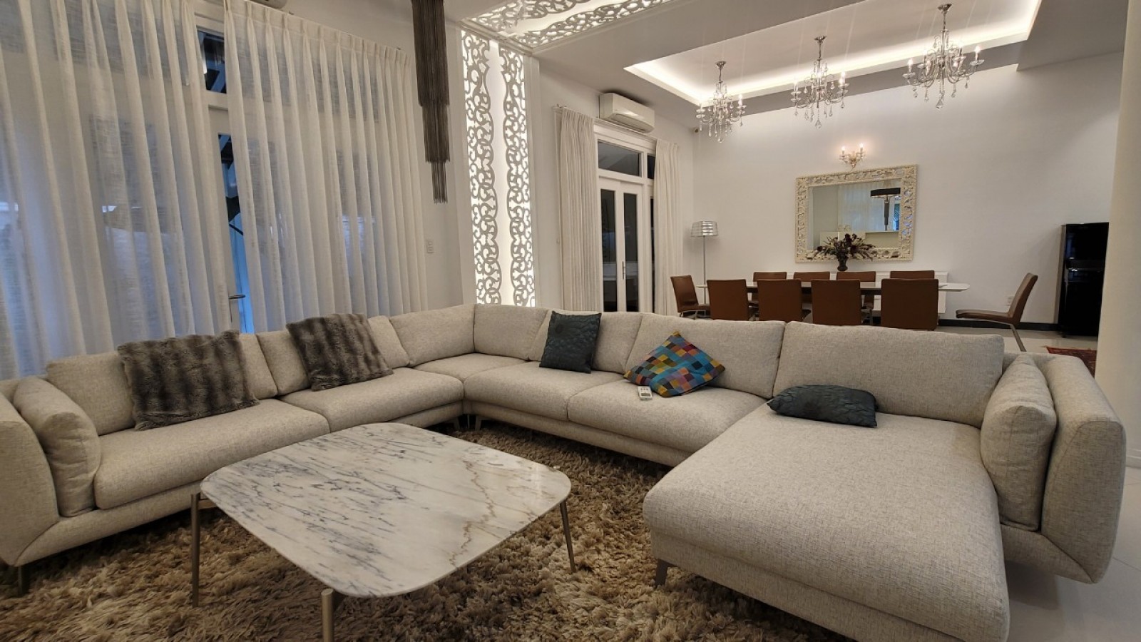 Cho thuê căn biệt thự đơn lập Mỹ Phú 1 Phú Mỹ Hưng, Quận 7 - 11465