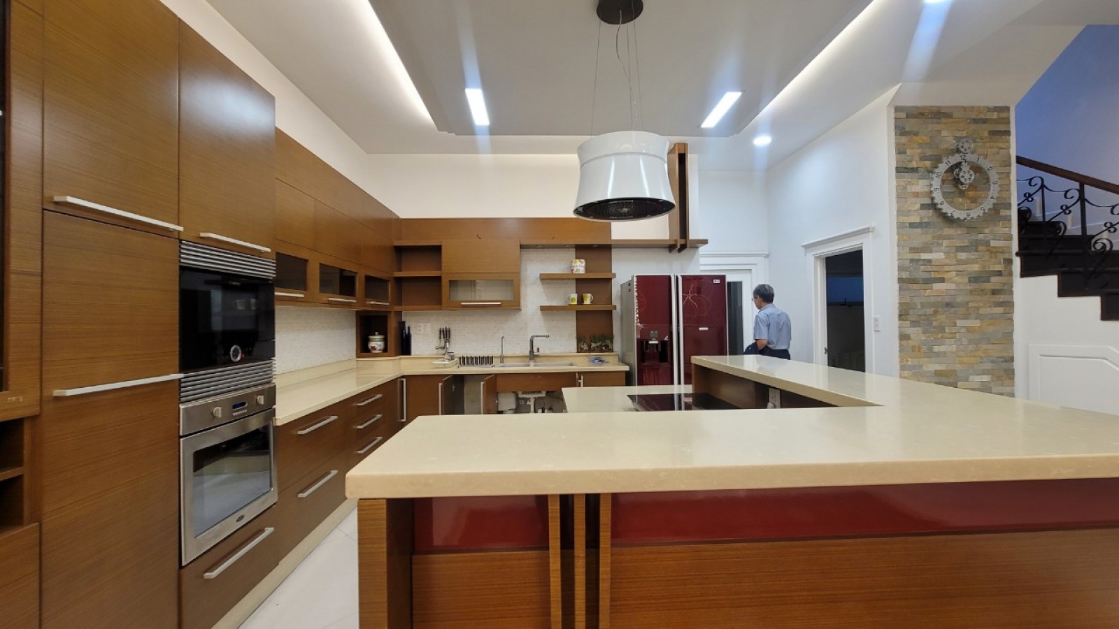 Cho thuê căn biệt thự đơn lập Mỹ Phú 1 Phú Mỹ Hưng, Quận 7 - 11467