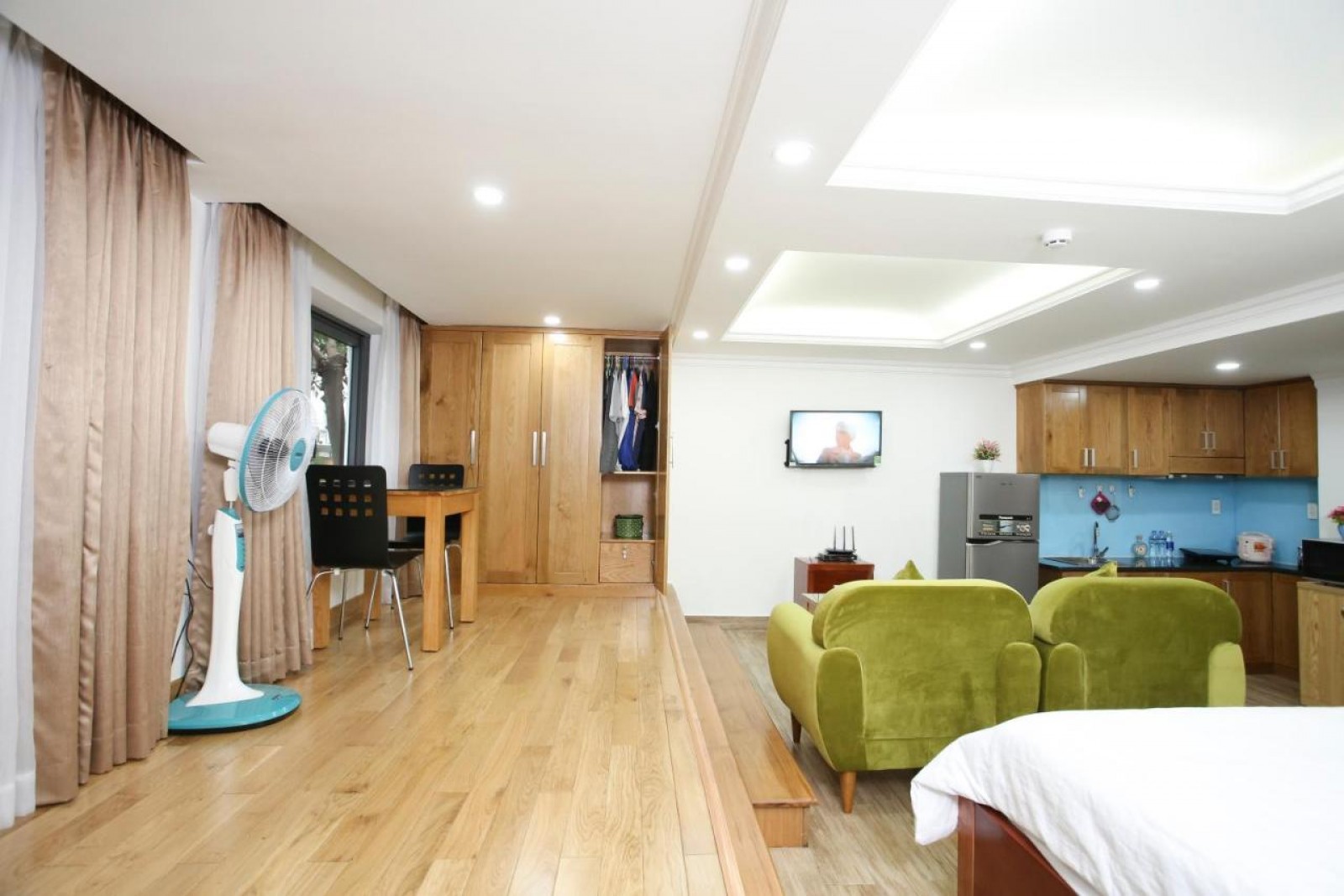 cho thuê khách sạn căn hộ dịch vụ 16 phòng, full nội thất Phú Mỹ Hưng, Quận 7. - 11499