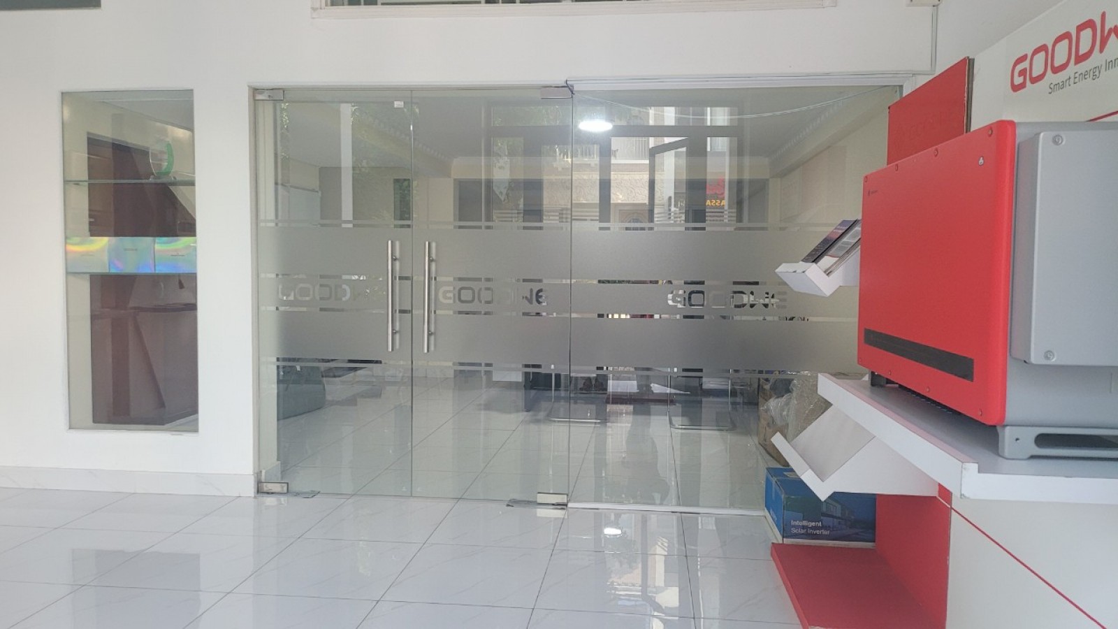 Cho thuê gấp Nhà Phố làm VP Hưng Gia 5, Phú Mỹ Hưng, 1 trệt, 1 lửng, 2 lầu, giá tốt 1.700$/tháng