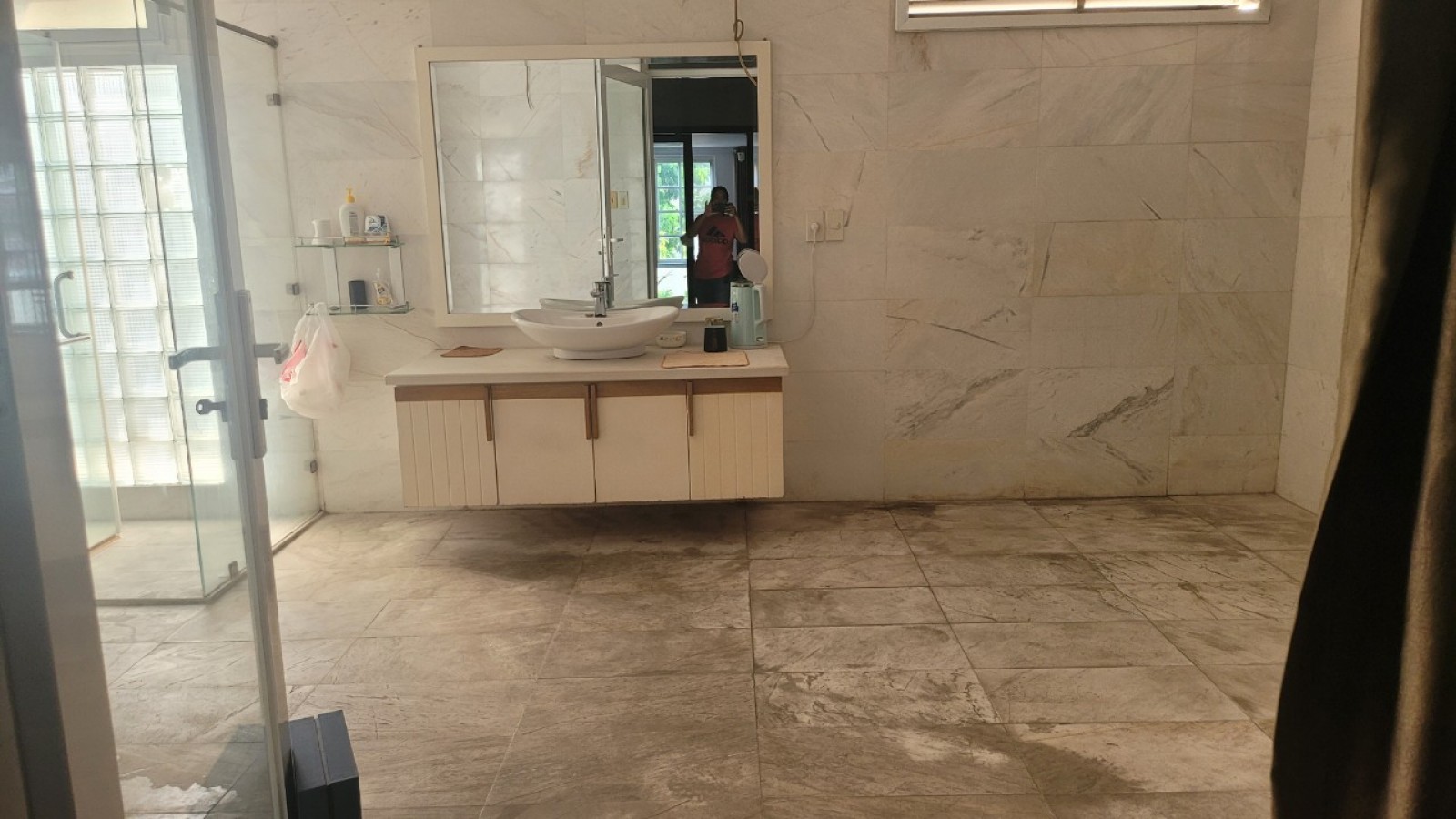 Cho thuê gấp Nhà Phố làm VP Hưng Gia 5, Phú Mỹ Hưng, 1 trệt, 1 lửng, 2 lầu, giá tốt 1.700$/tháng - 11770