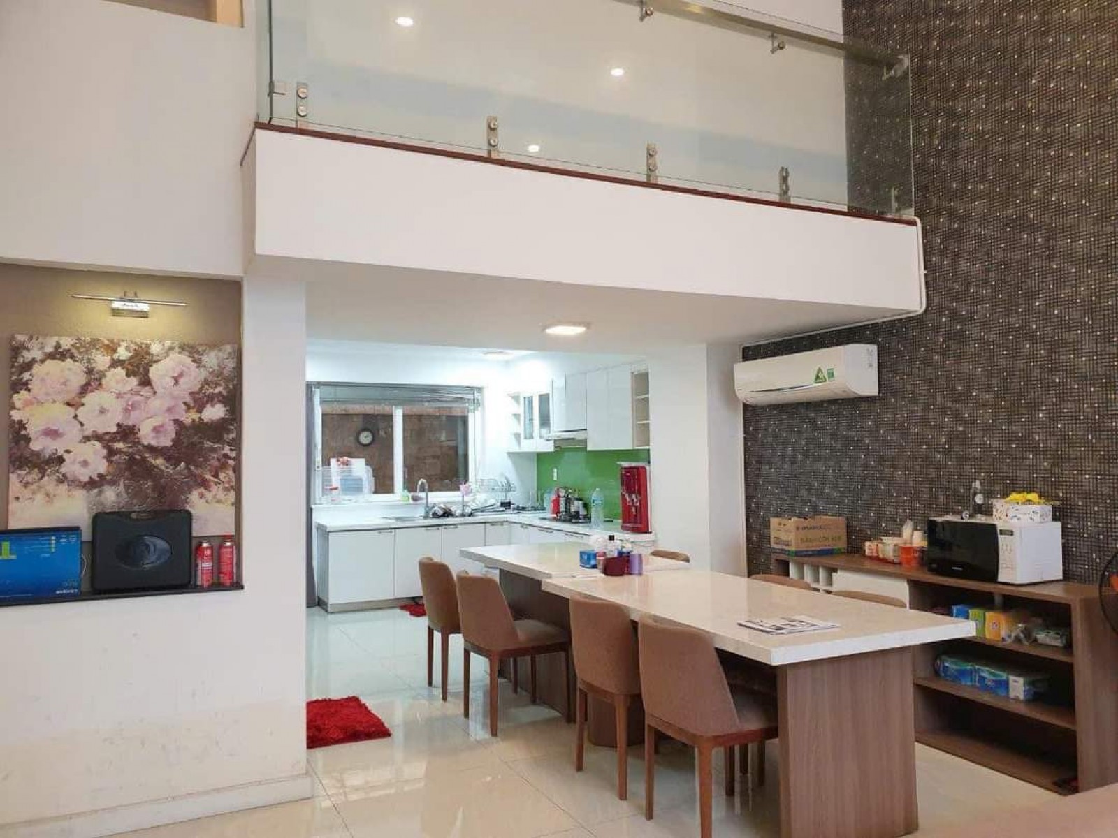 Cho thuê nhà phố mặt tiền đường lớn Phạm Thái Bường, Phú Mỹ Hưng, Quận 7 - 11809