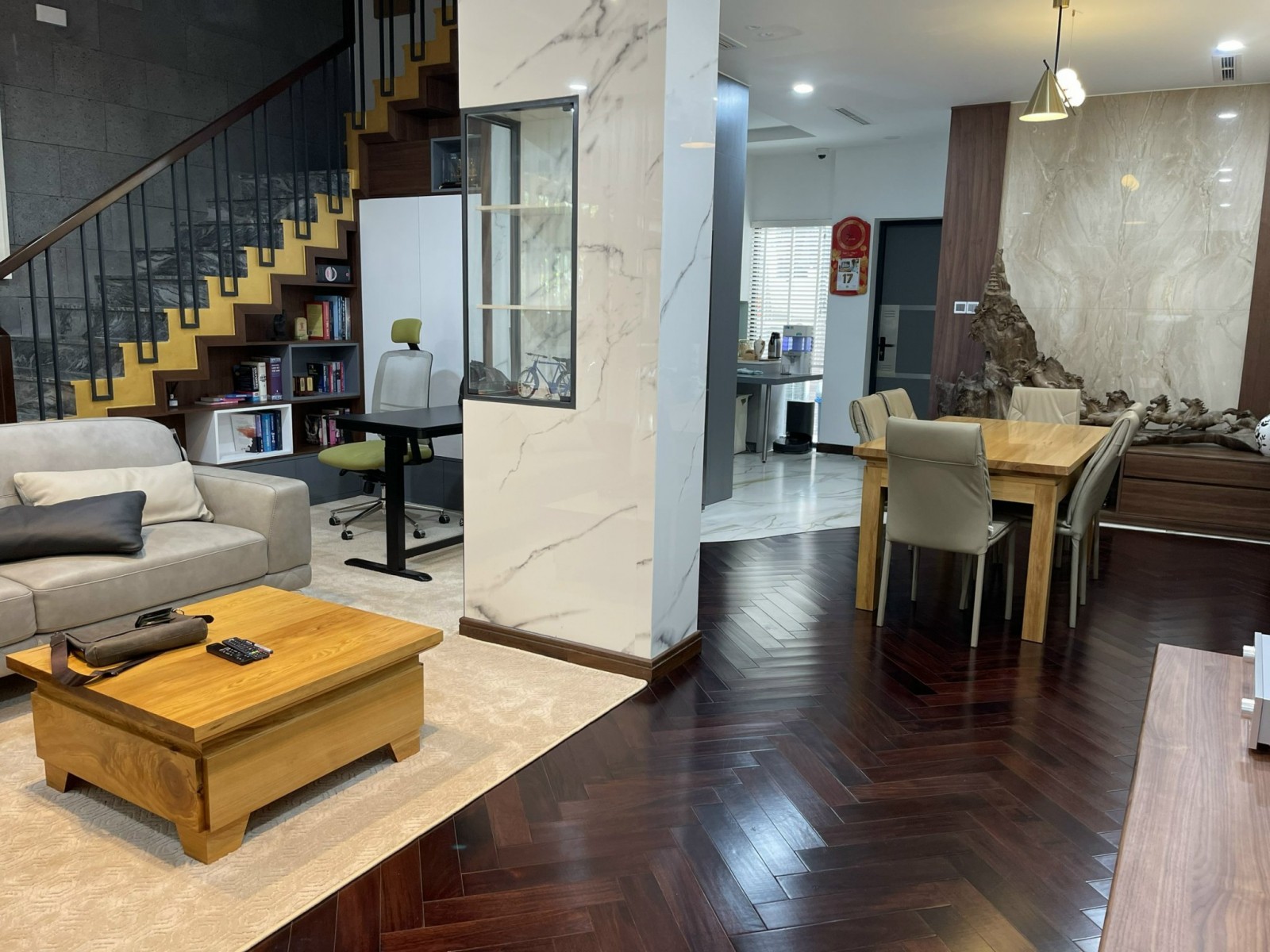 bán căn biệt thự liên kế mỹ thái 1, nhà mới decor đẹp ngay phú mỹ hưng - 11814