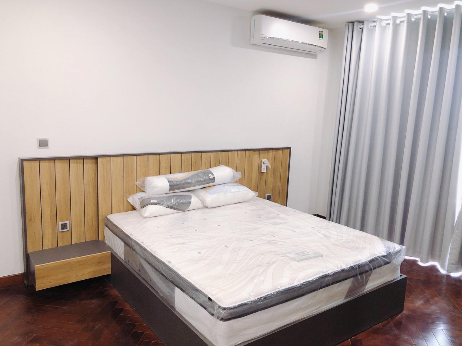 Cần cho thuê nhanh căn hộ Hưng Phúc (Happy Residence) nhà đẹp, giá siêu rẻ mùa dịch chỉ 13 triệu/tháng LH: 0902 857 558 ( PHONG ).
