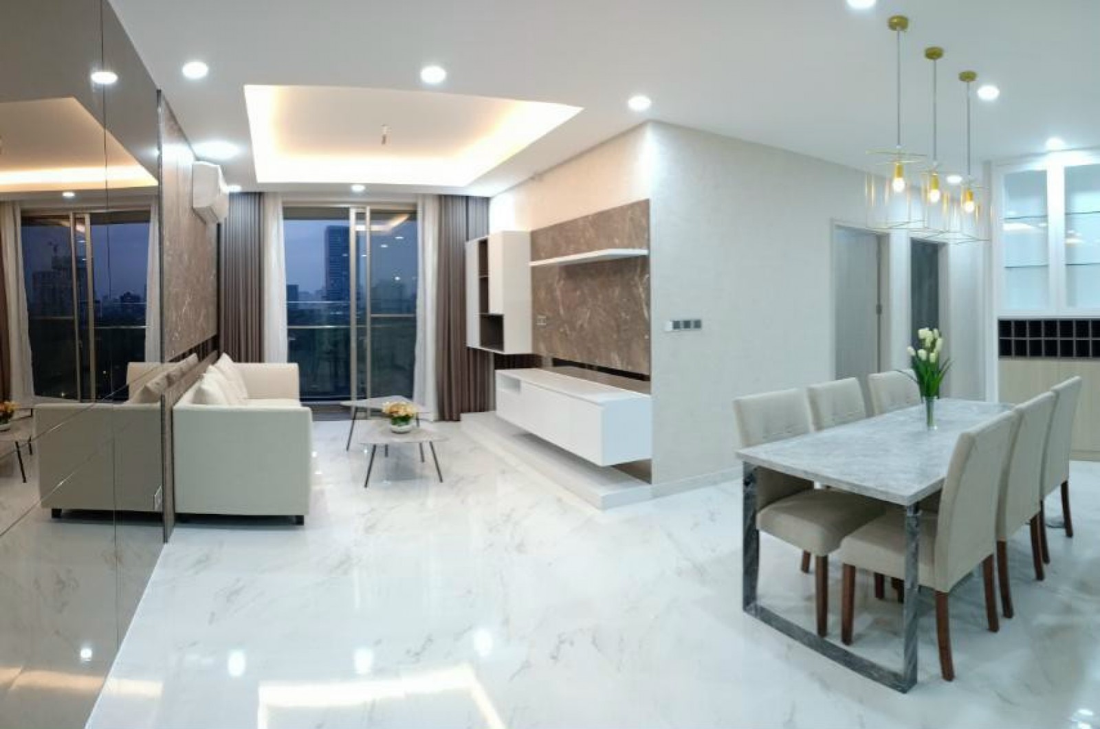 CHÍNH CHỦ ĐI XA CÂN CHO THUÊ GẤP CH GIÁ RẺ GRAND VIEW, DIỆN TÍCH 120M2, 2PN, 2WC VÀ 1PLV CHỈ 20TR/THÁNG - 1010