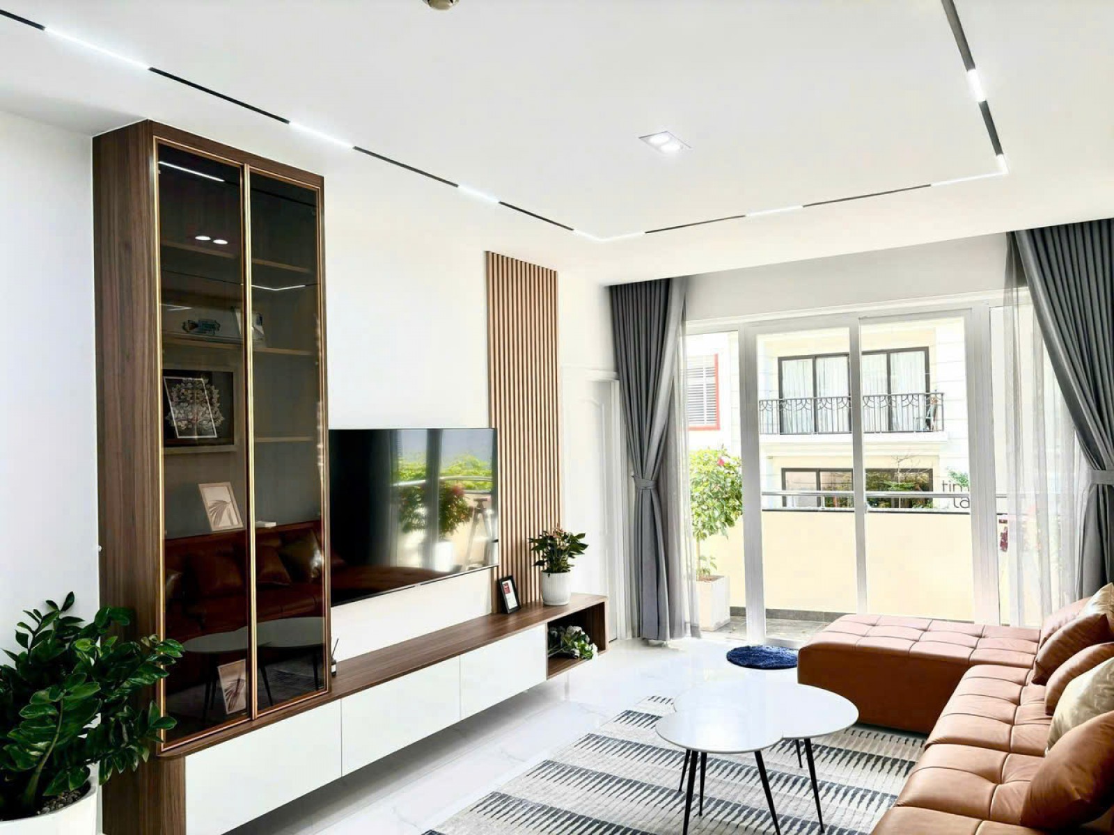 Bán căn hộ Mỹ Phúc 105m2, 3PN, nhà đẹp ngay trường Đinh Thiện Lý, SSIS - 11978