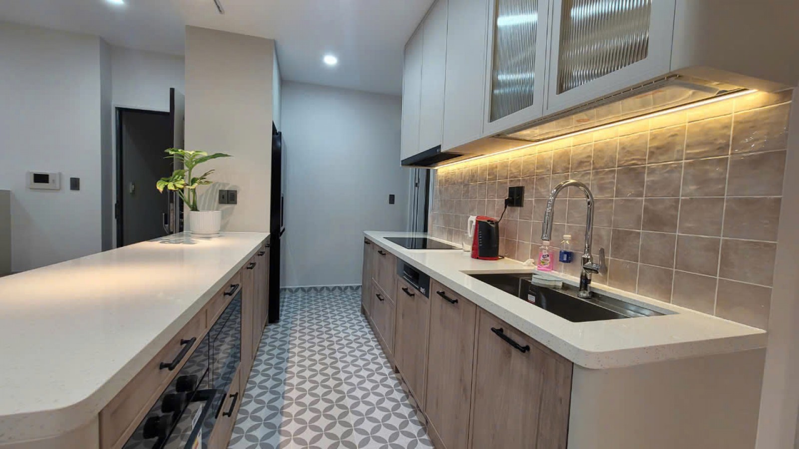 Bán gấp căn hộ Green view 106m2, 3PN, nhà đẹp 100%, căn góc view đẹp