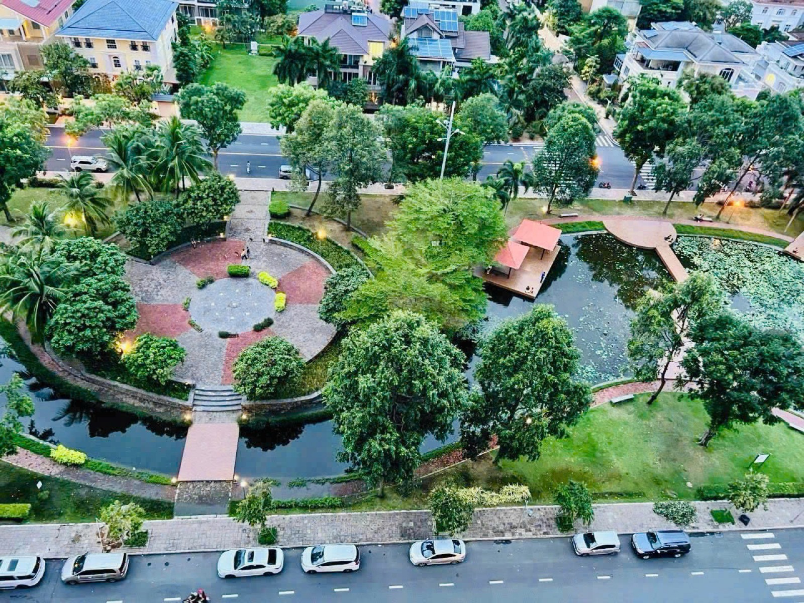 Bán gấp căn hộ Cảnh Viên view công viên 2ha cực đẹp, 122m2, 3PN giá rẻ - 12146